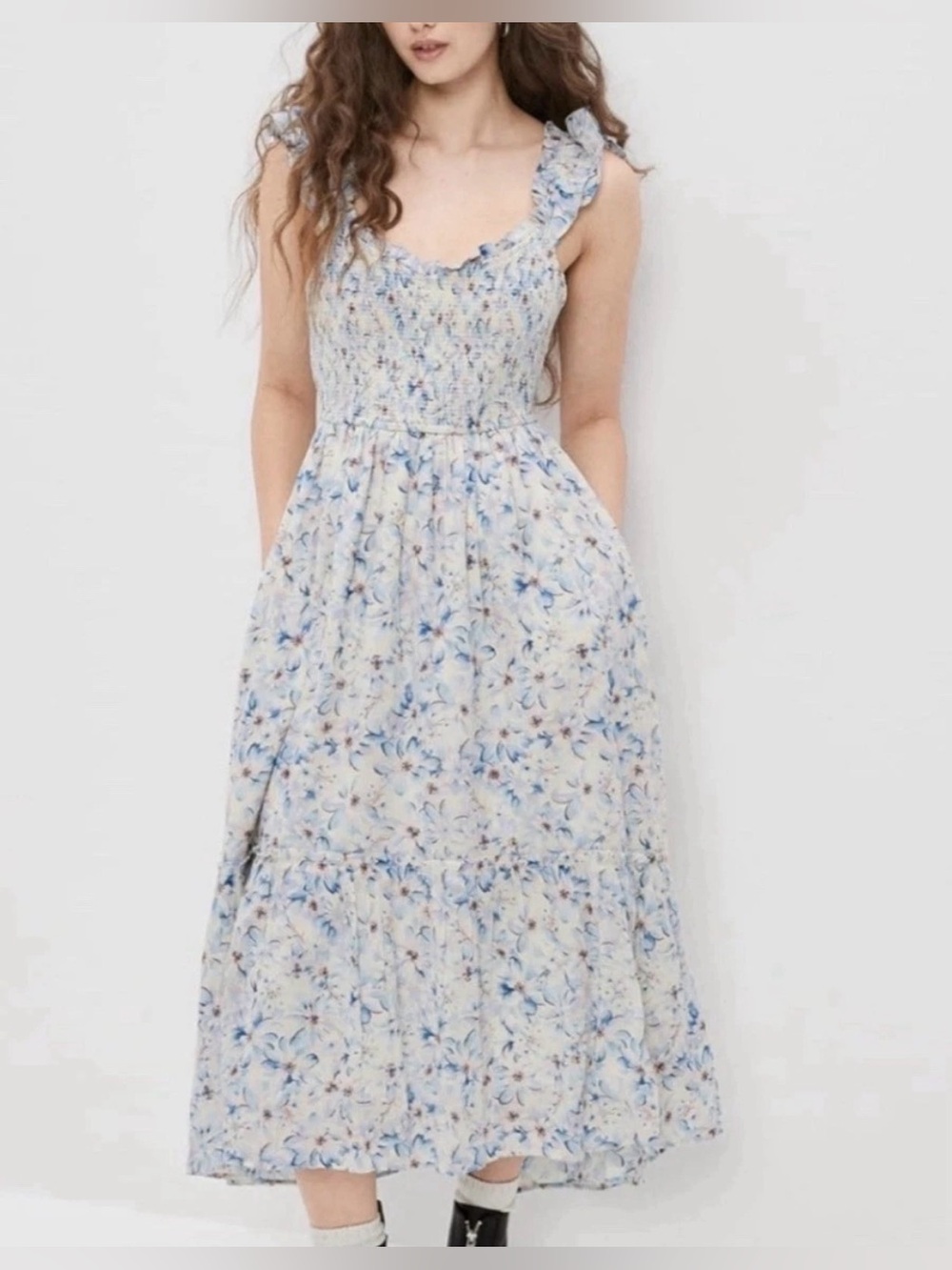 American Eagle Flutter Sleeve Open Back Midi Dress Blue Floral Romantic Size Med